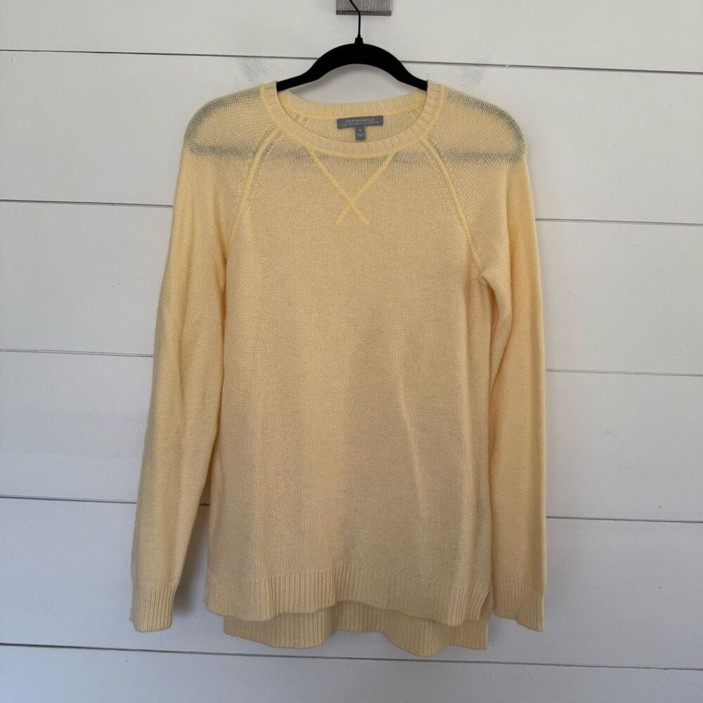 Neiman Marcus Women’s Small Cashmere Collection Yellow 100% Cashmere Sweater